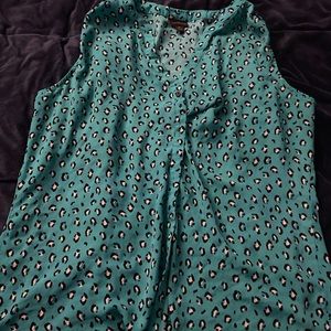 Worthington sleeveless button down blouse size XL